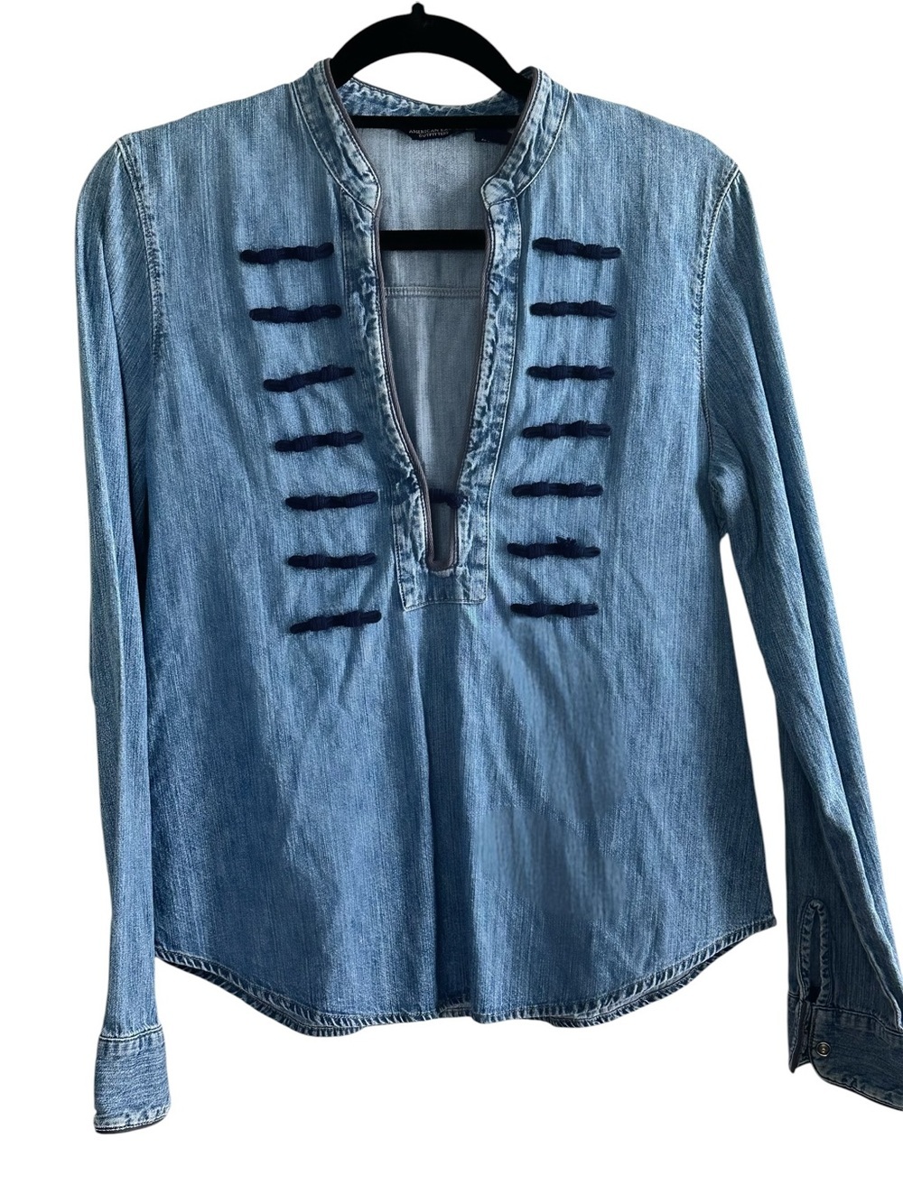 American Eagle Light Blue Denim Popover Top with Navy Braided Trim Size Medium